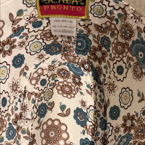 Scala Cream and Tan fedora with Floral Detail - Picture 5 of 6